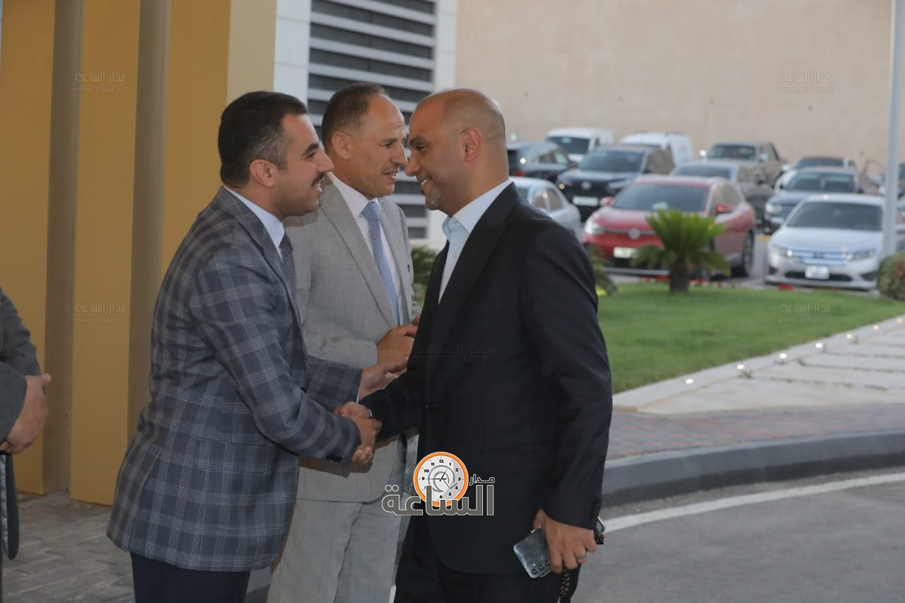 Madar Al-Saa Images 0.22811744992209526