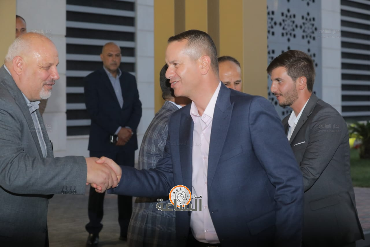 Madar Al-Saa Images 0.8254867607011884