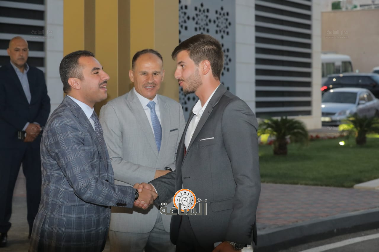 Madar Al-Saa Images 0.9662783287837293