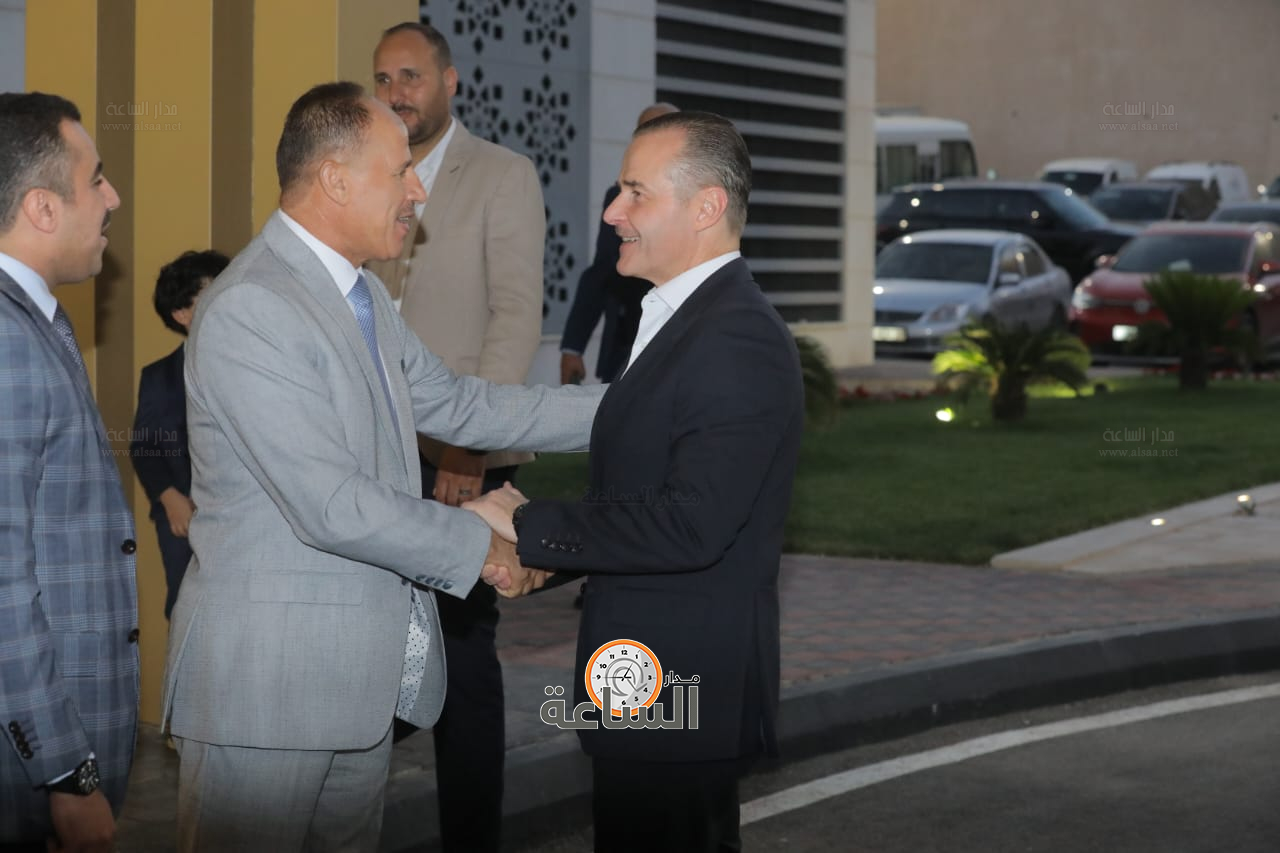 Madar Al-Saa Images 0.31757164482486366