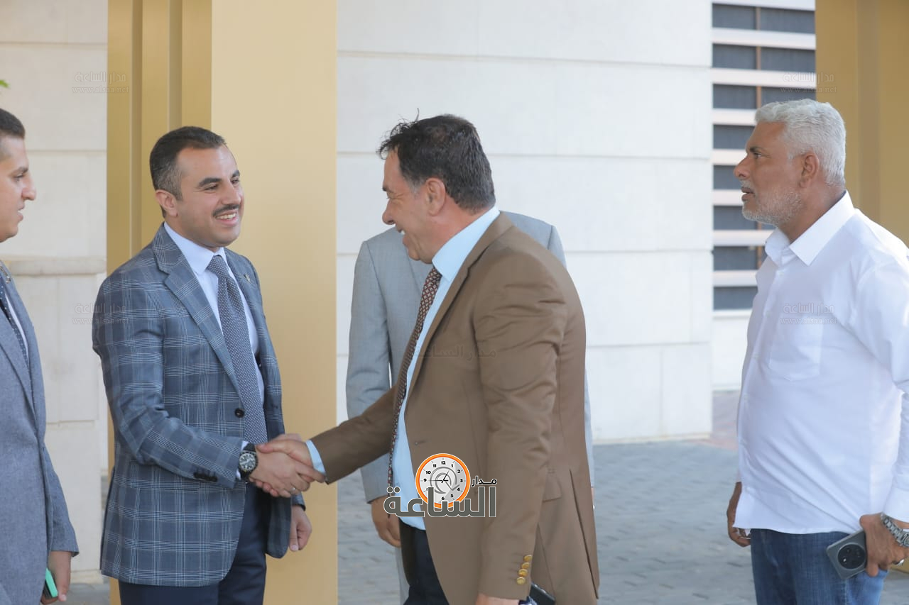 Madar Al-Saa Images 0.14452317810088988