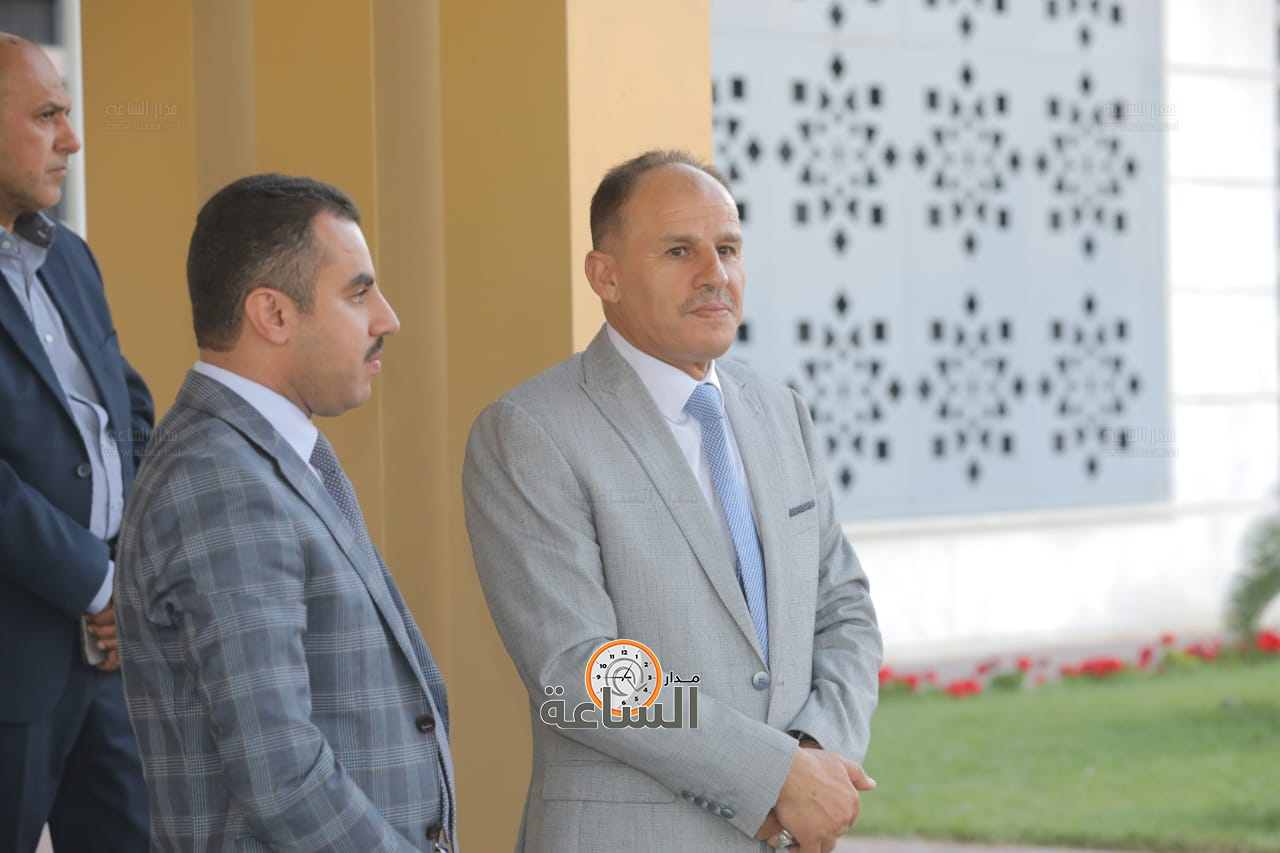 Madar Al-Saa Images 0.10541116492489344