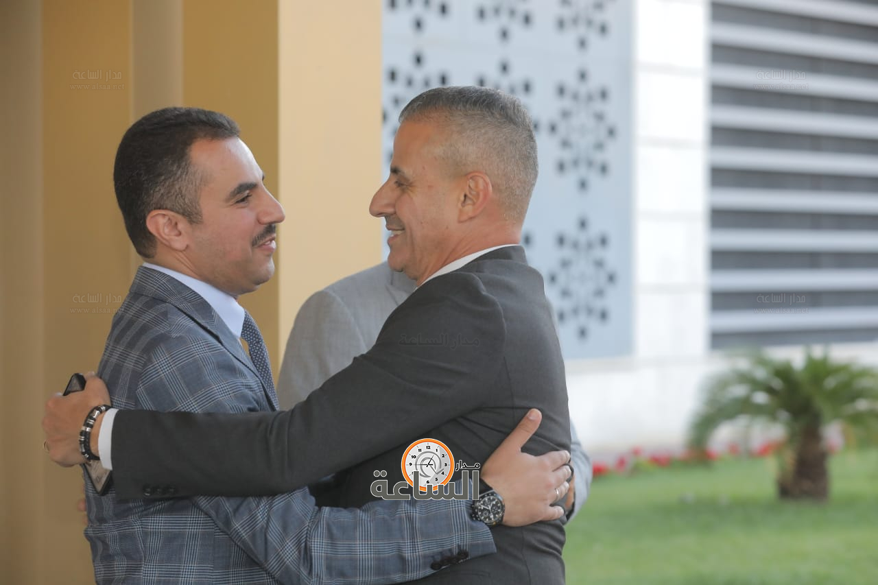 Madar Al-Saa Images 0.7009832766297197