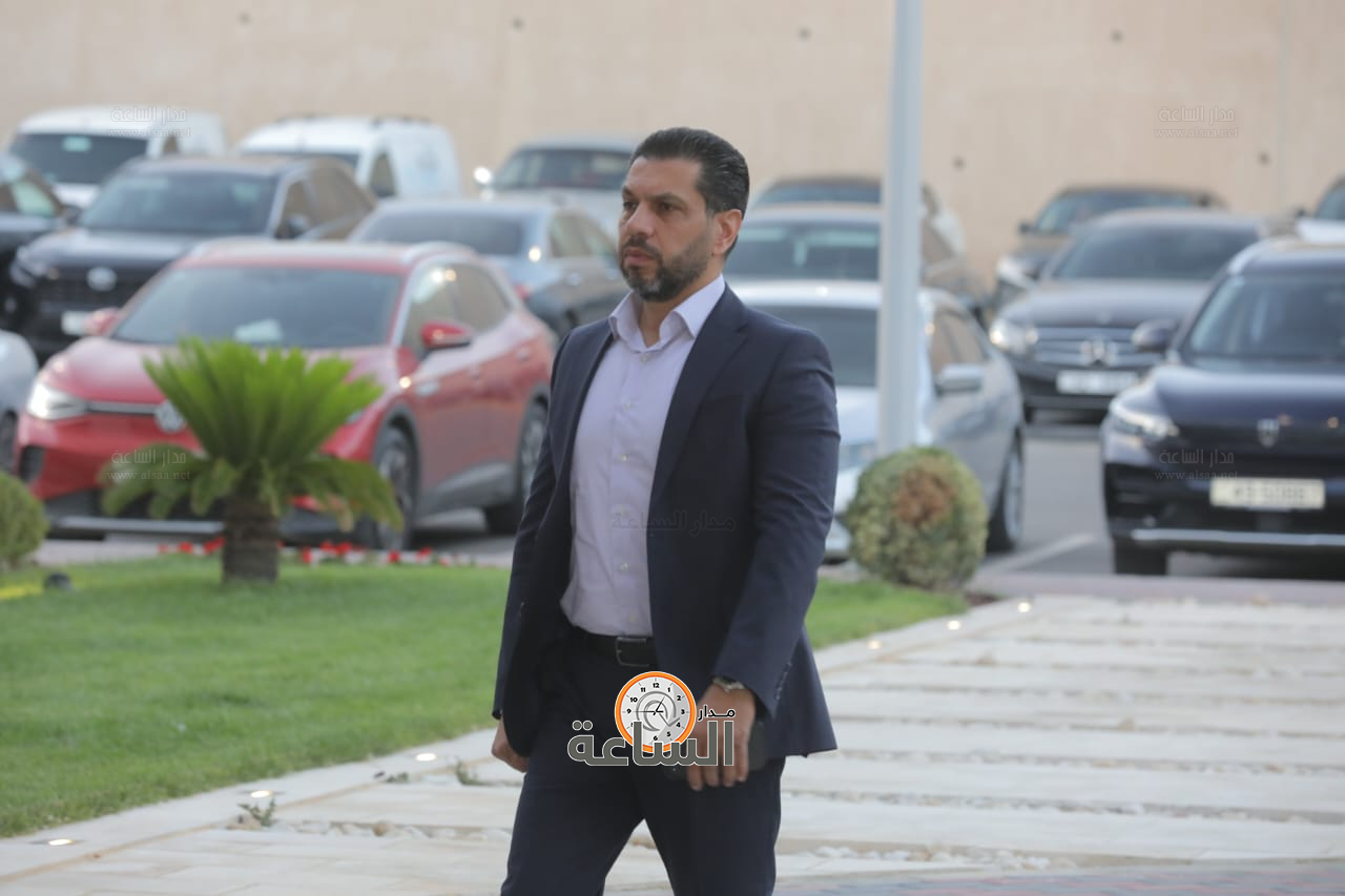 Madar Al-Saa Images 0.48060236094548947