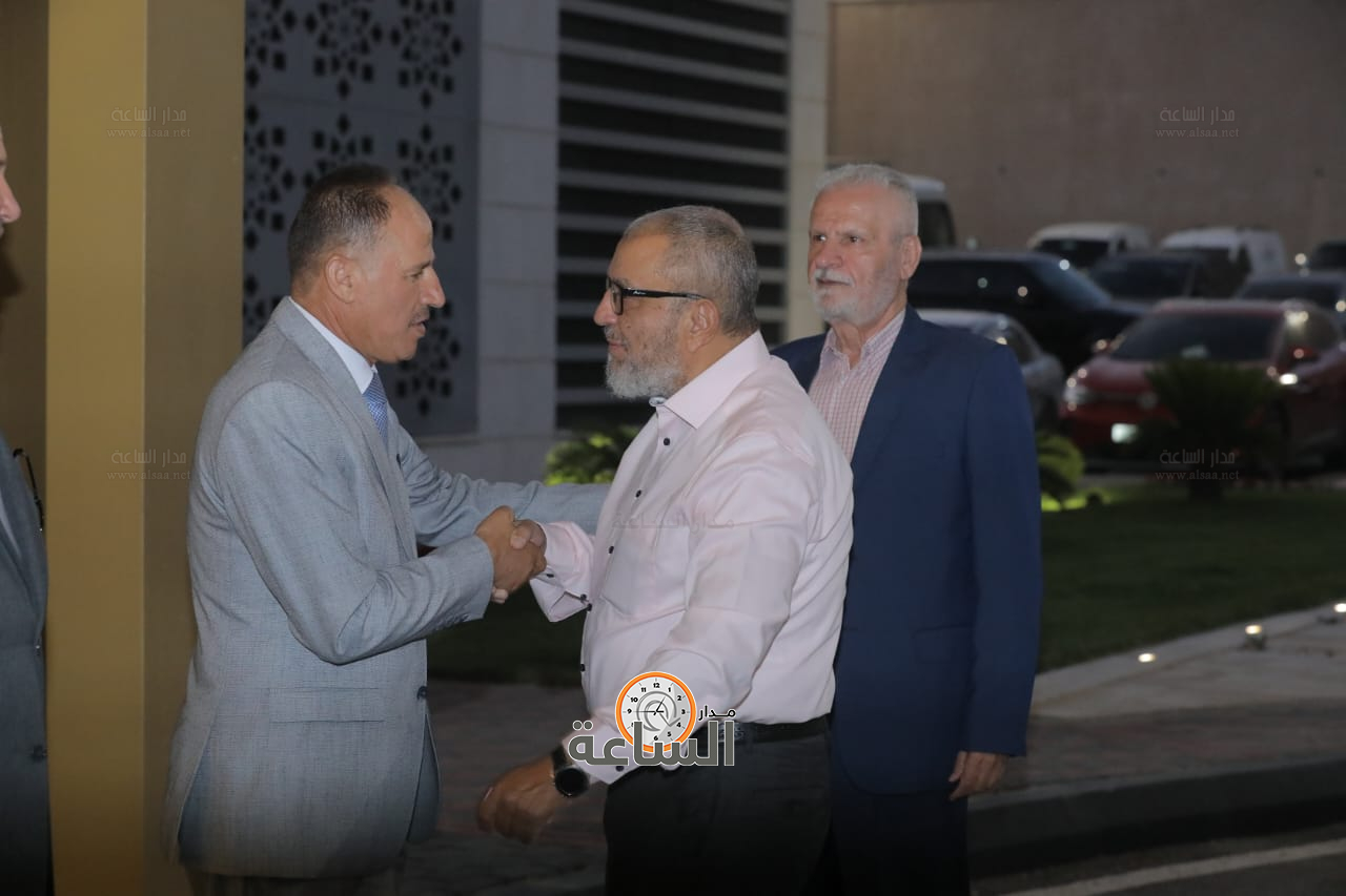 Madar Al-Saa Images 0.8846805300049695