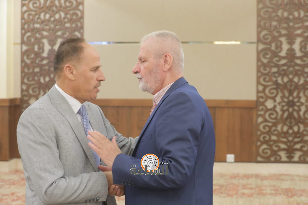 Madar Al-Saa Images 0.8460400492065759