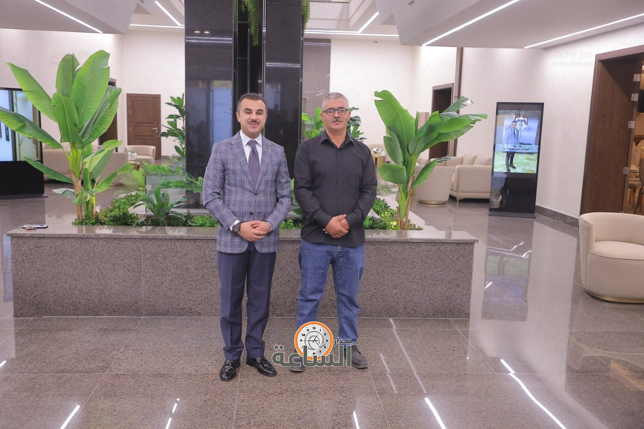 Madar Al-Saa Images 0.5822597875794333