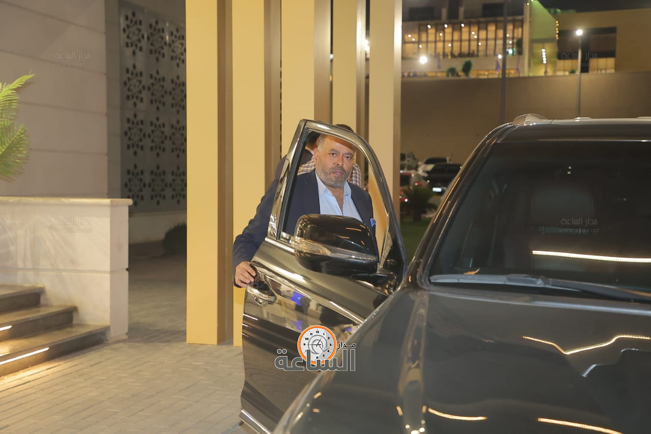 Madar Al-Saa Images 0.2334062138191857