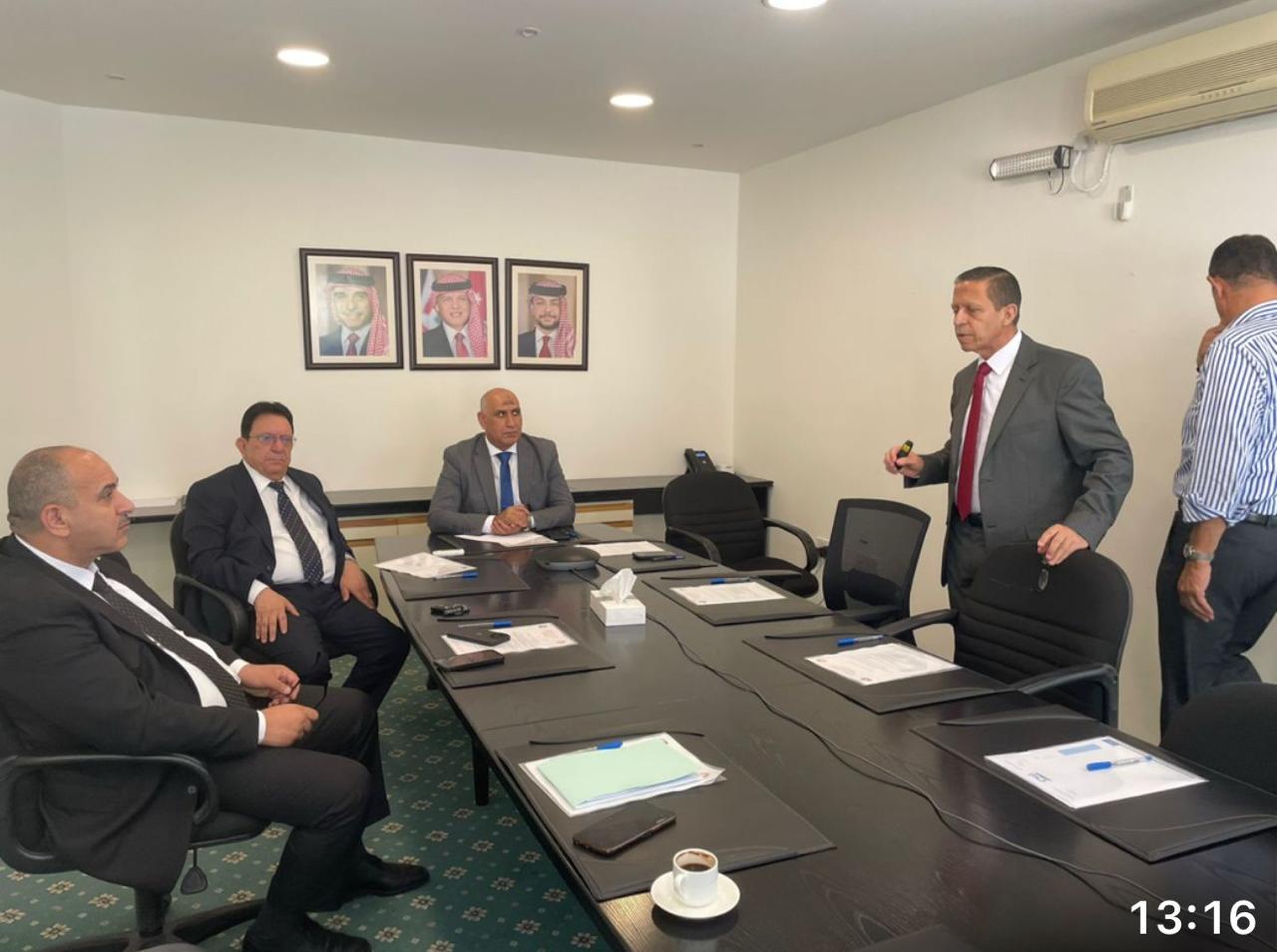 Madar Al-Saa Images 0.6467873489380278