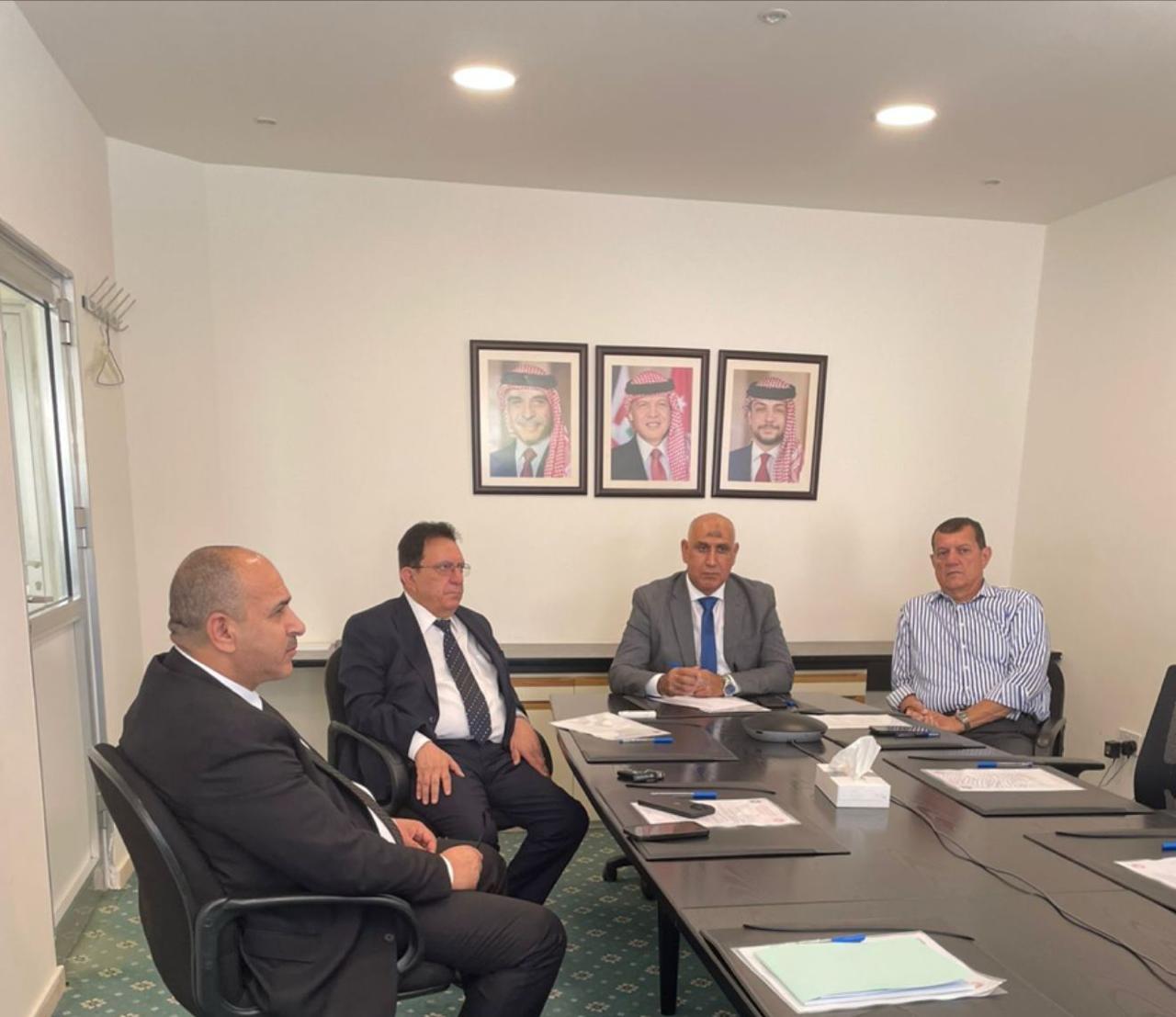 Madar Al-Saa Images 0.7035630000590567