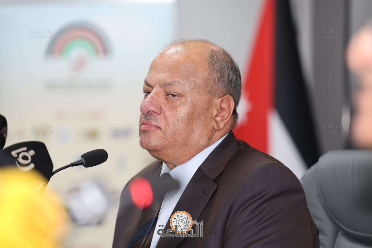 Madar Al-Saa Images 0.8153667314927313