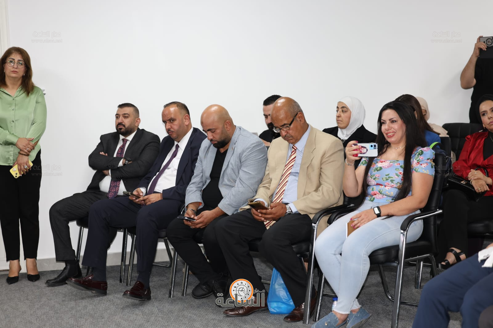 Madar Al-Saa Images 0.9938376690306143