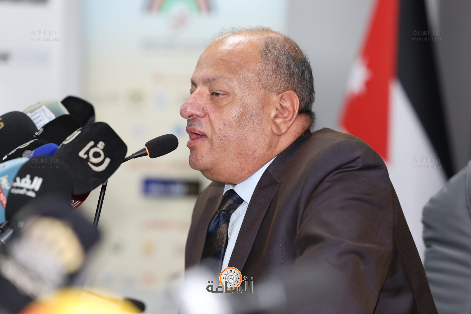 Madar Al-Saa Images 0.8074919783638342