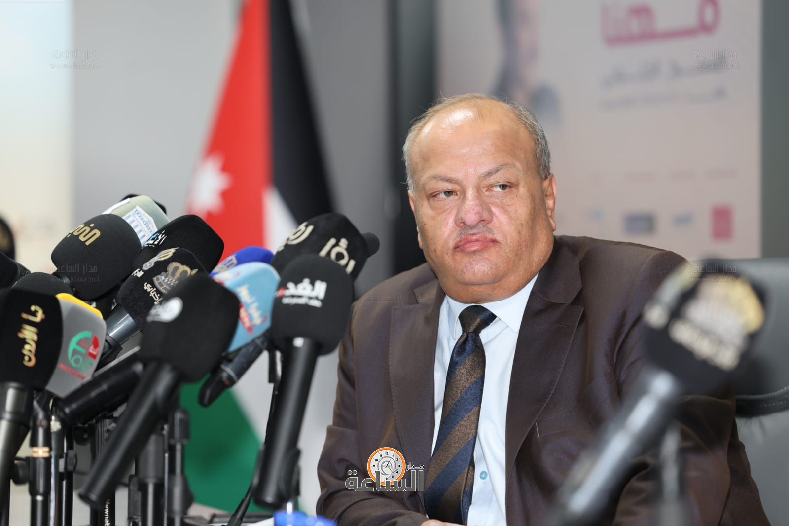 Madar Al-Saa Images 0.46401297078259673