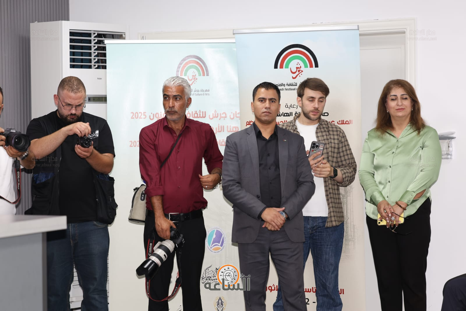 Madar Al-Saa Images 0.2733784976923552