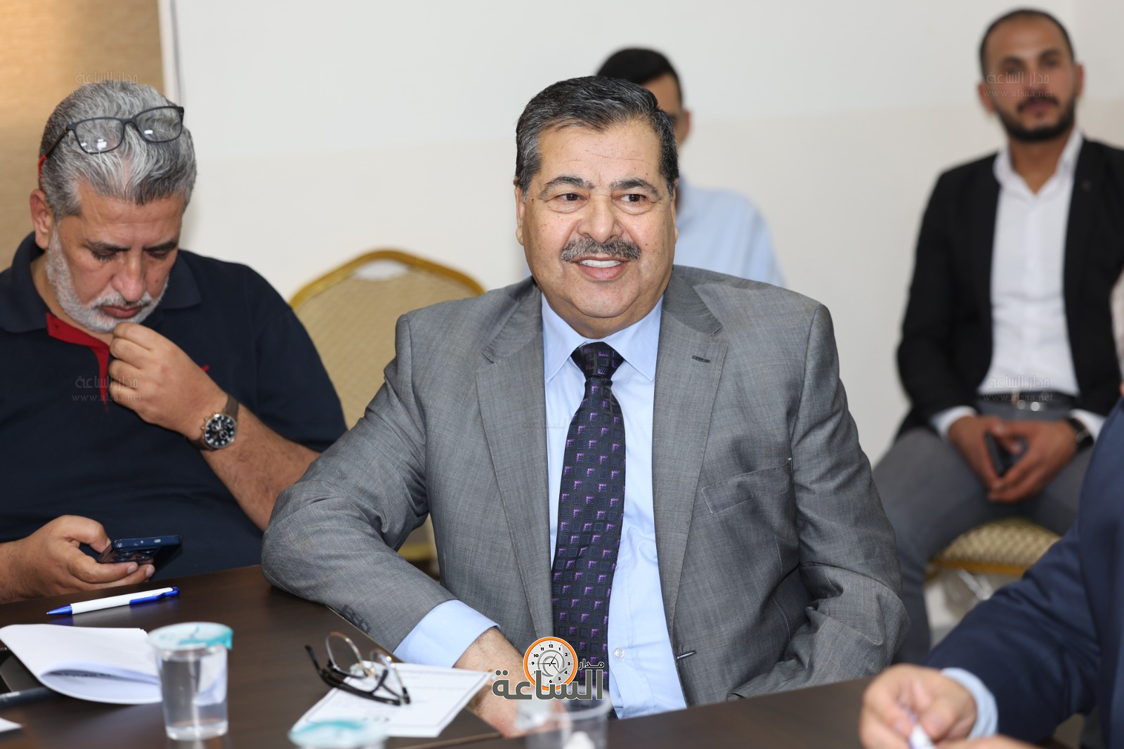 Madar Al-Saa Images 0.5466237145781287