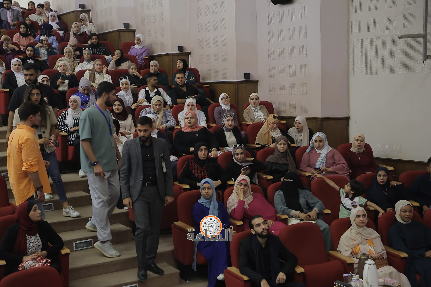 Madar Al-Saa Images 0.3800711172442698