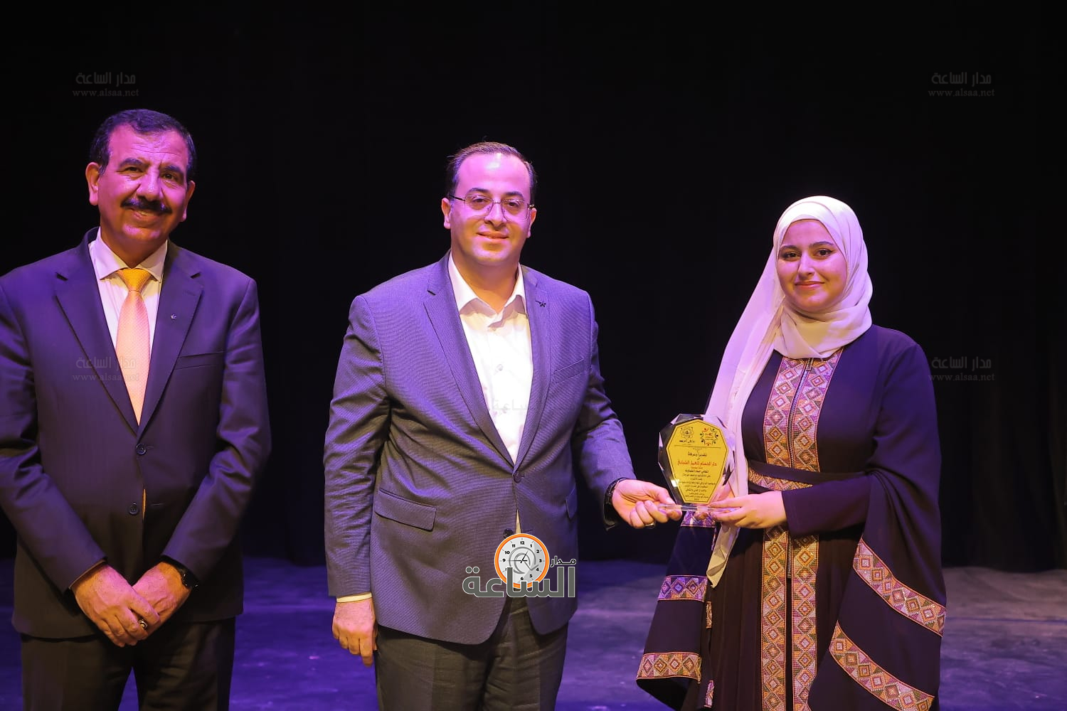 Madar Al-Saa Images 0.6876813389327396