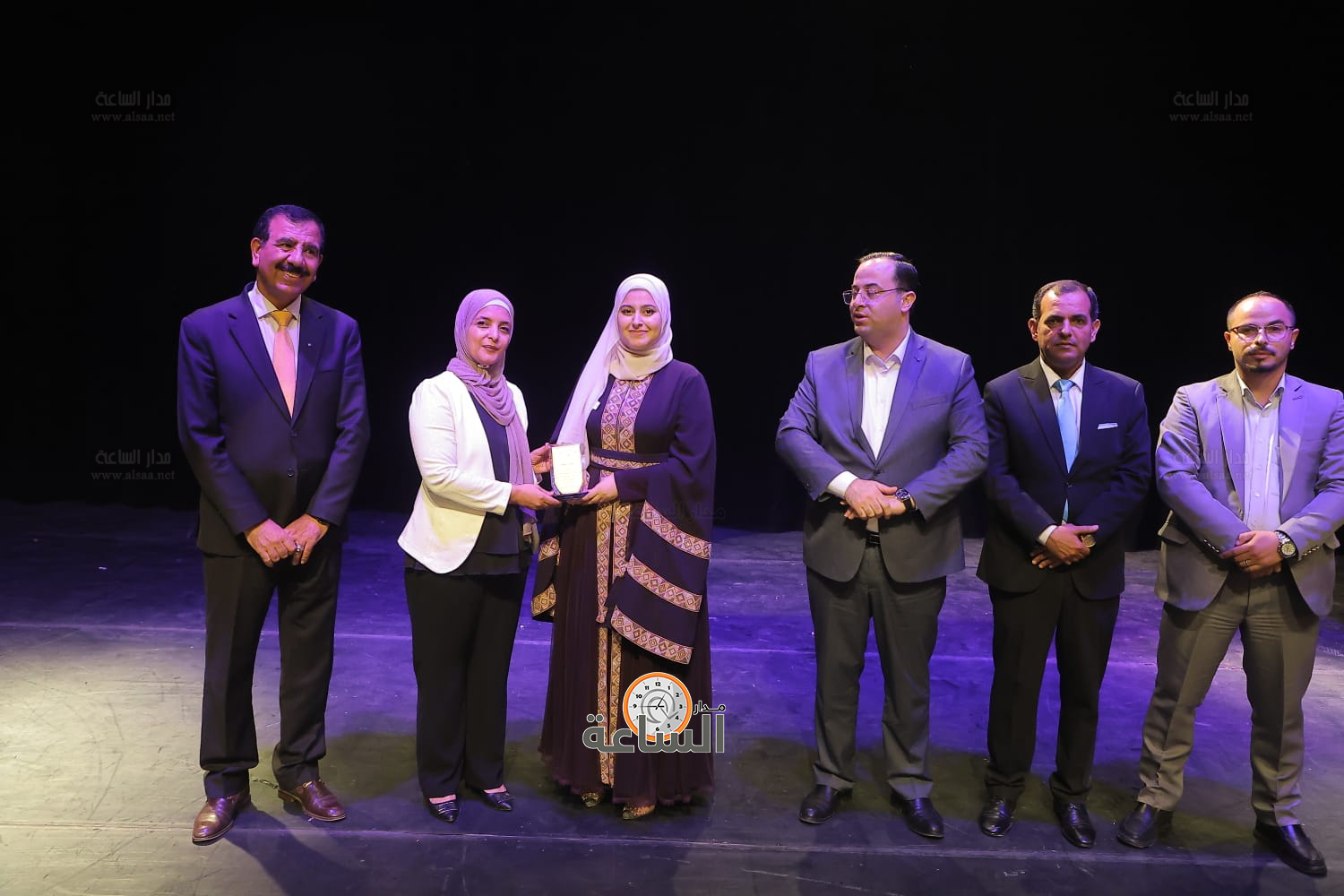 Madar Al-Saa Images 0.042163260049775775