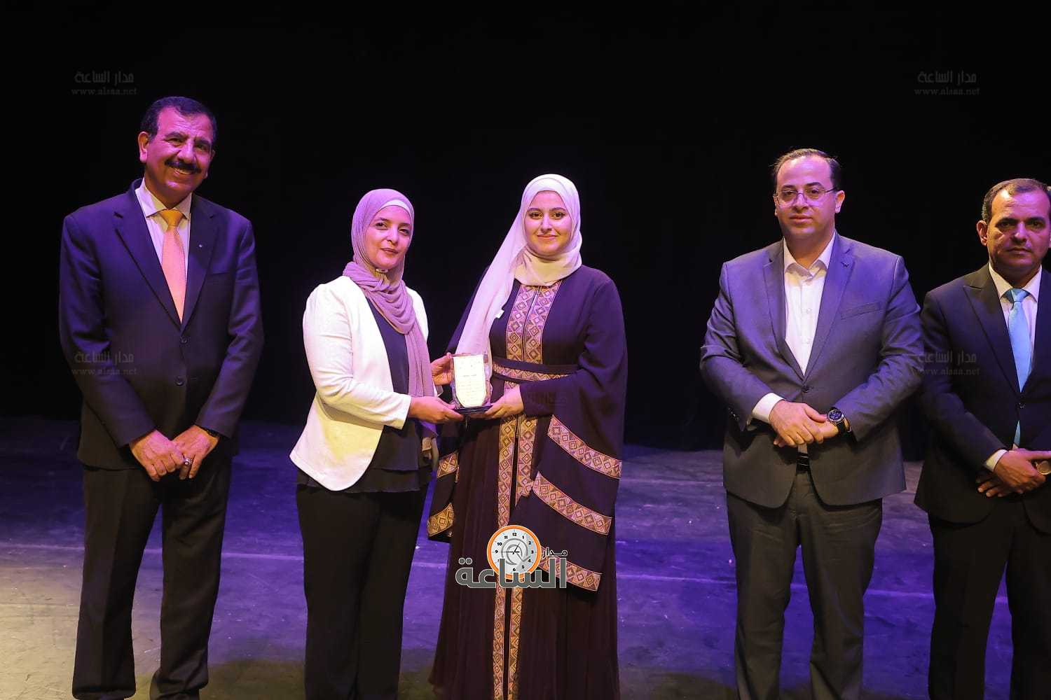 Madar Al-Saa Images 0.5400870946719183