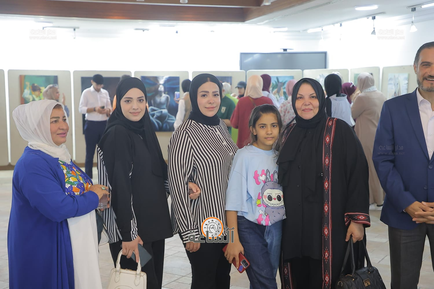 Madar Al-Saa Images 0.45773222193157326