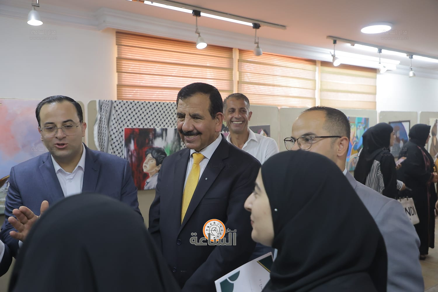 Madar Al-Saa Images 0.9401061630024318