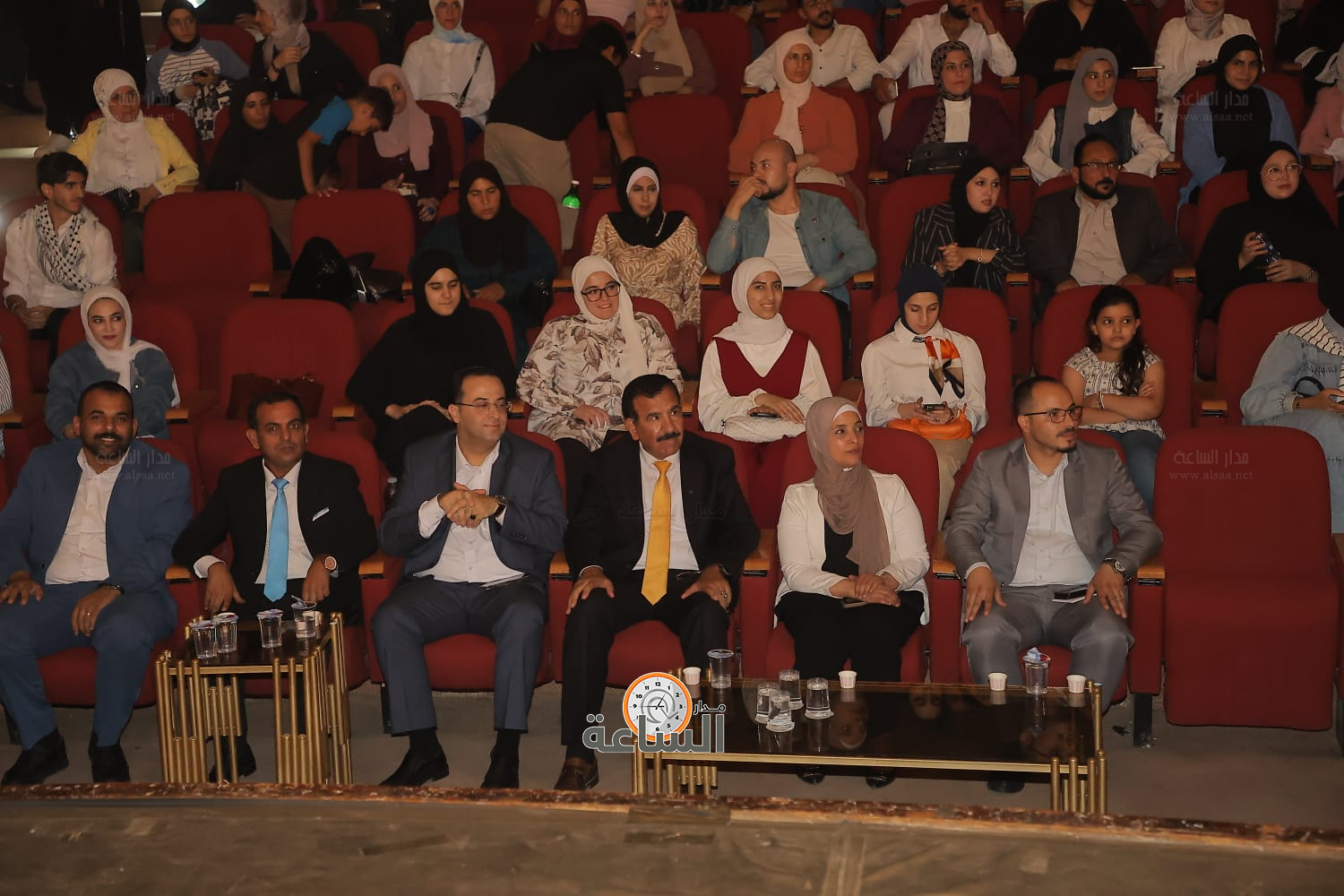 Madar Al-Saa Images 0.9859368331396325