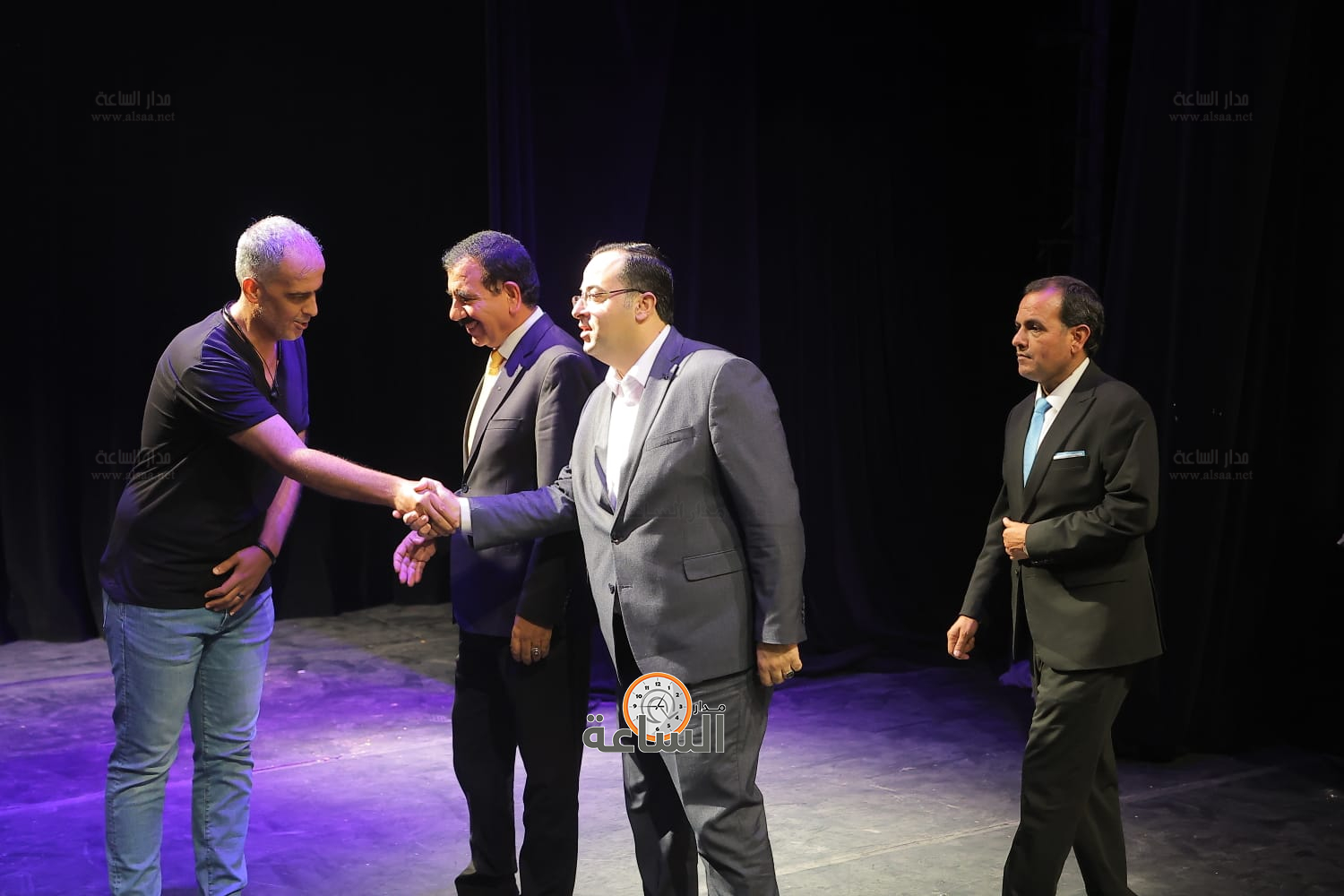 Madar Al-Saa Images 0.86238308819446