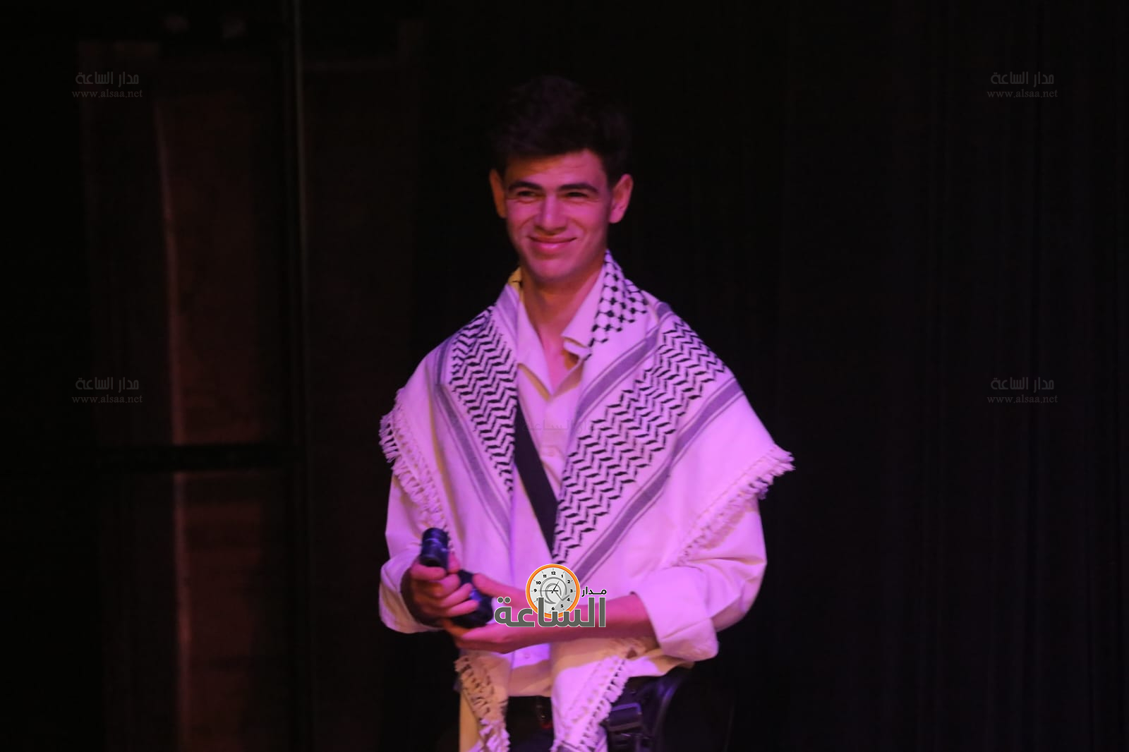 Madar Al-Saa Images 0.4588723883924186