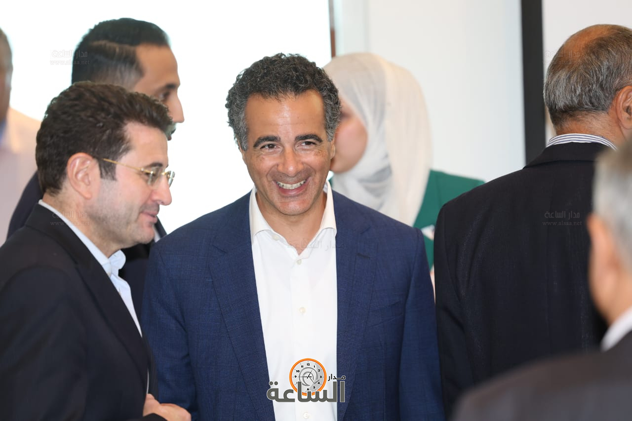 Madar Al-Saa Images 0.870005096662401