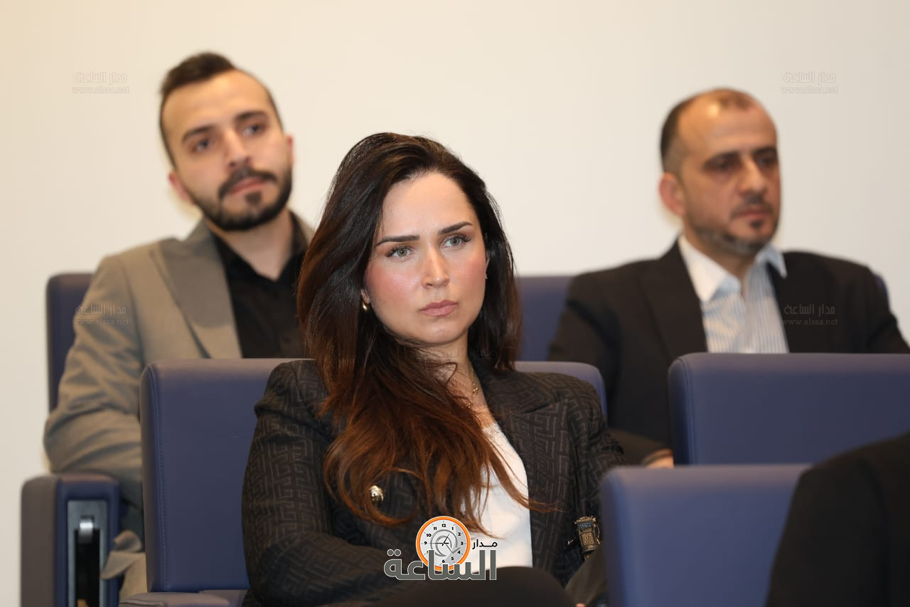 Madar Al-Saa Images 0.8638123704365285