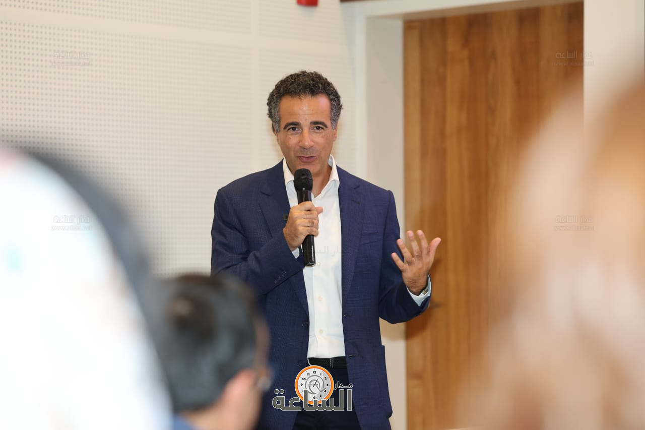 Madar Al-Saa Images 0.3669057096156282