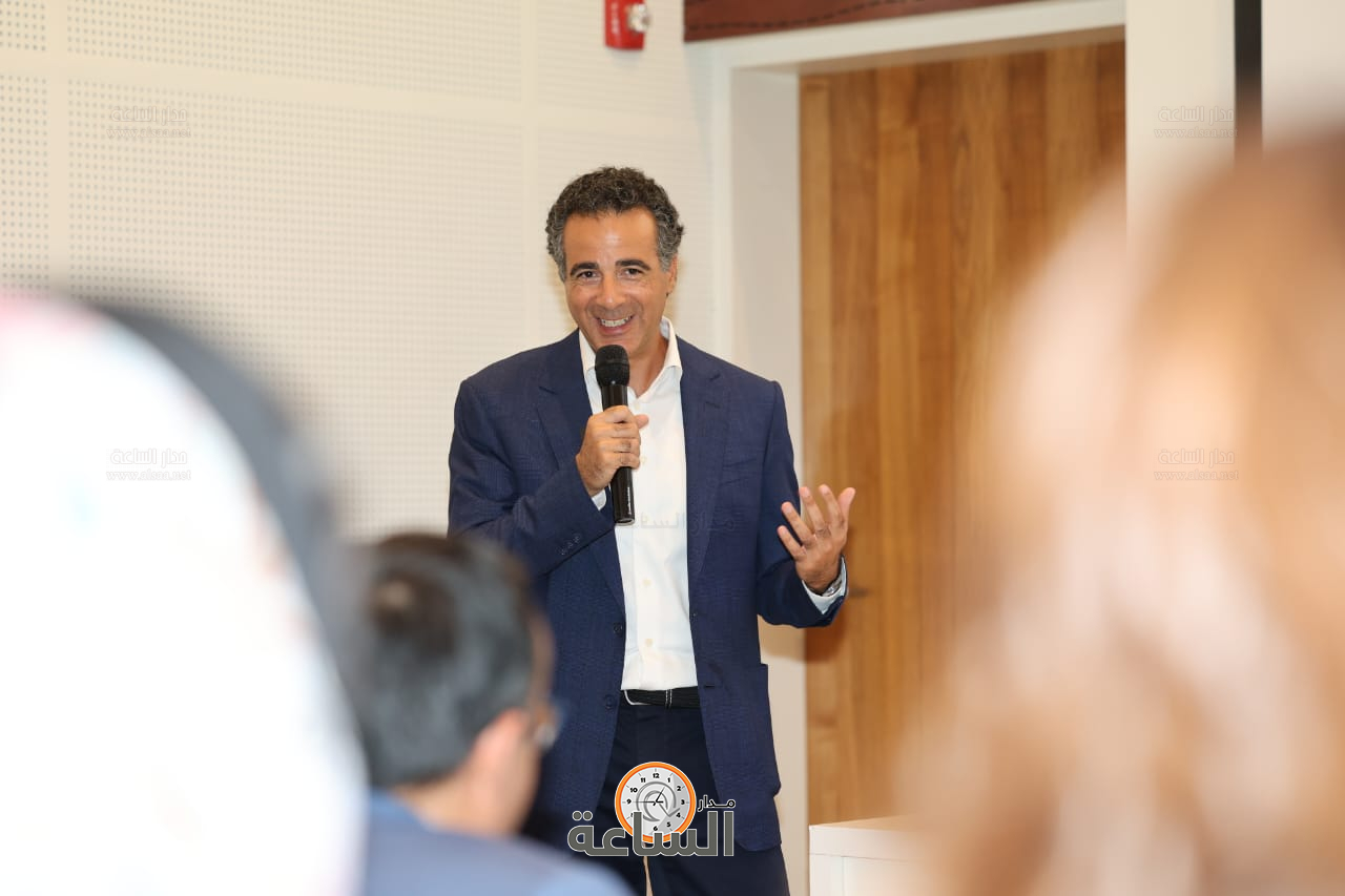 Madar Al-Saa Images 0.5140318132826953