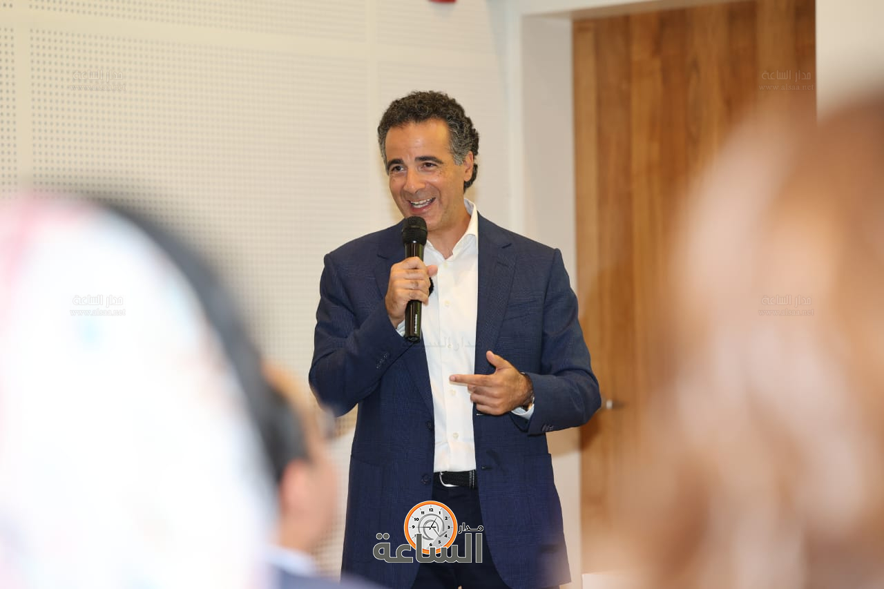 Madar Al-Saa Images 0.2922595135549295