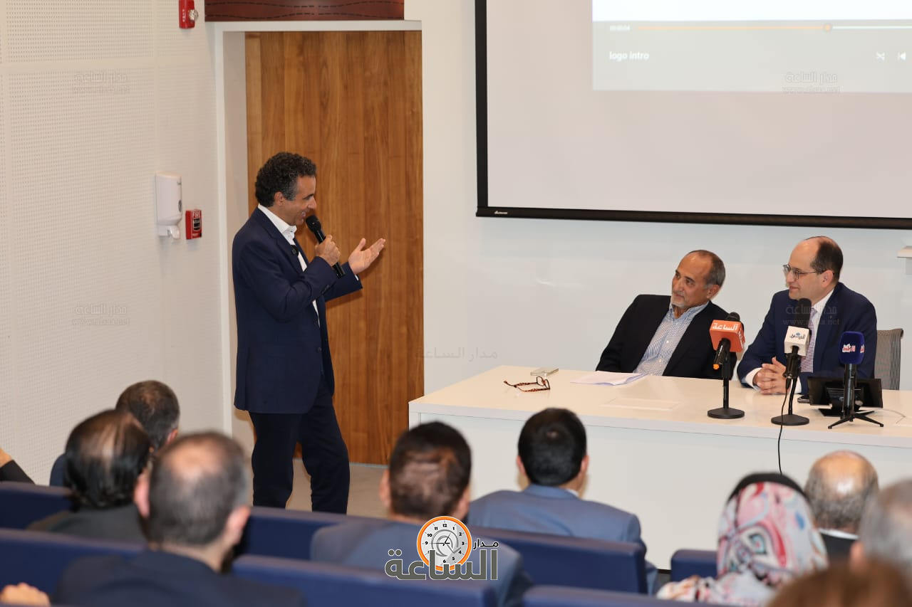 Madar Al-Saa Images 0.8031273392498257