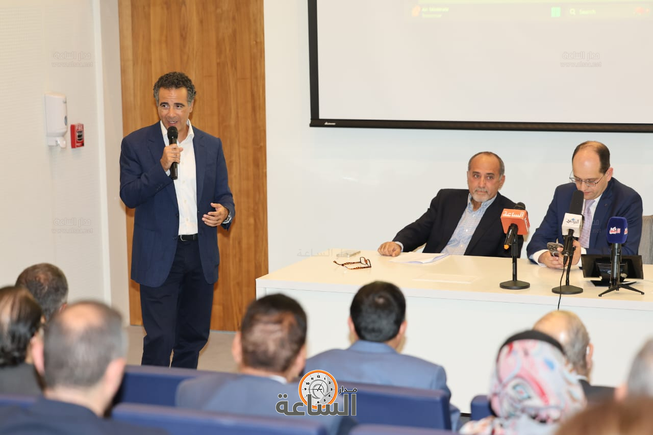 Madar Al-Saa Images 0.3882142621720289