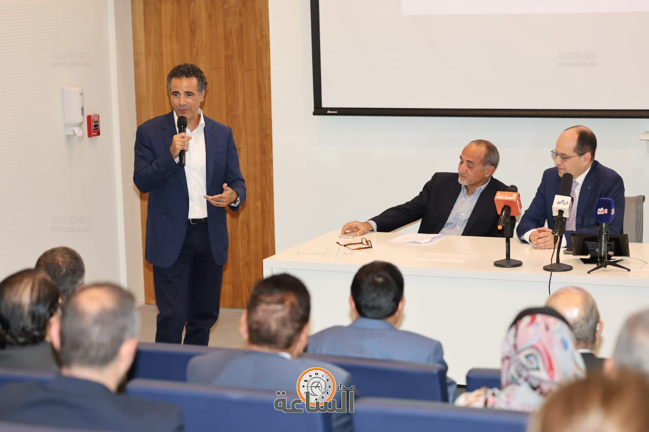 Madar Al-Saa Images 0.06349907690748302