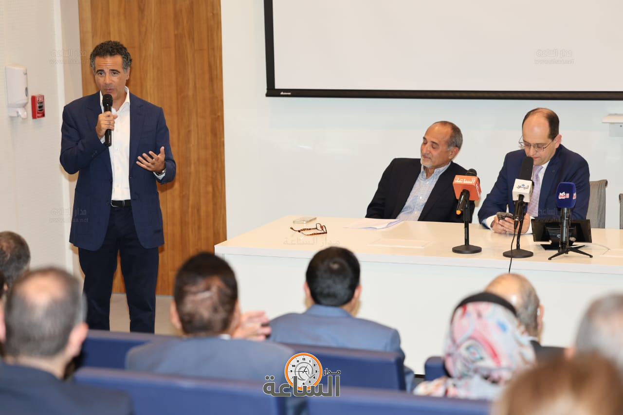 Madar Al-Saa Images 0.5782747171294593