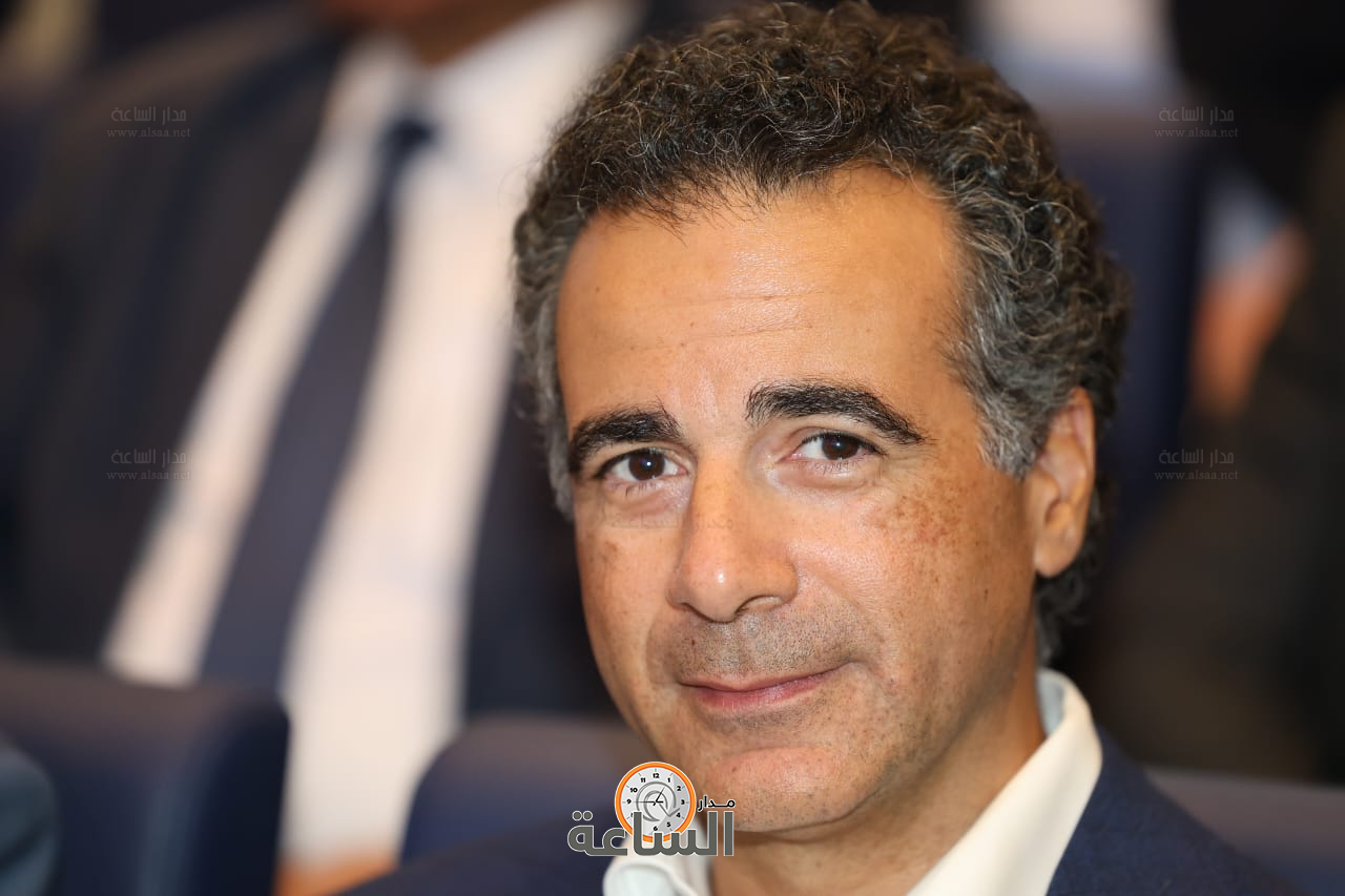 Madar Al-Saa Images 0.6064191008819945