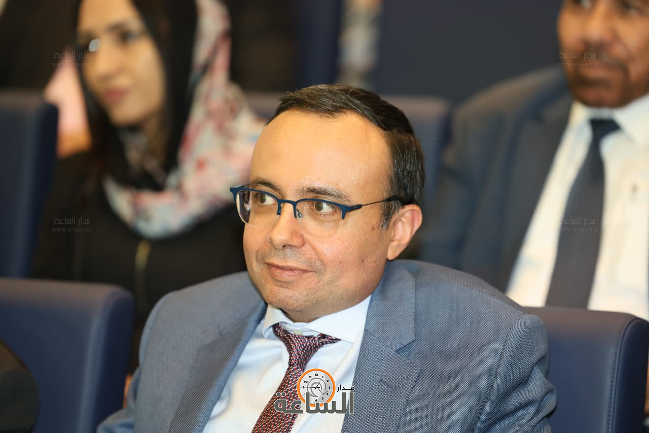 Madar Al-Saa Images 0.3912920722889065