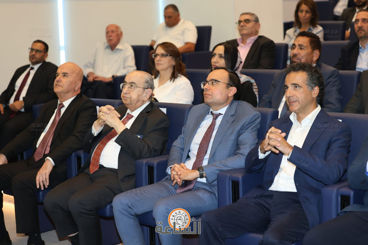 Madar Al-Saa Images 0.05311384808677555