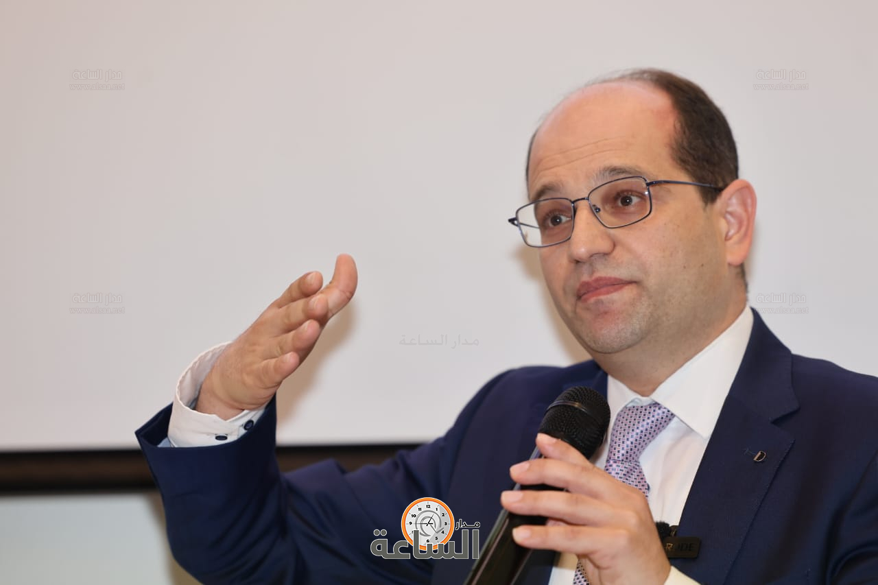 Madar Al-Saa Images 0.2662441370853139