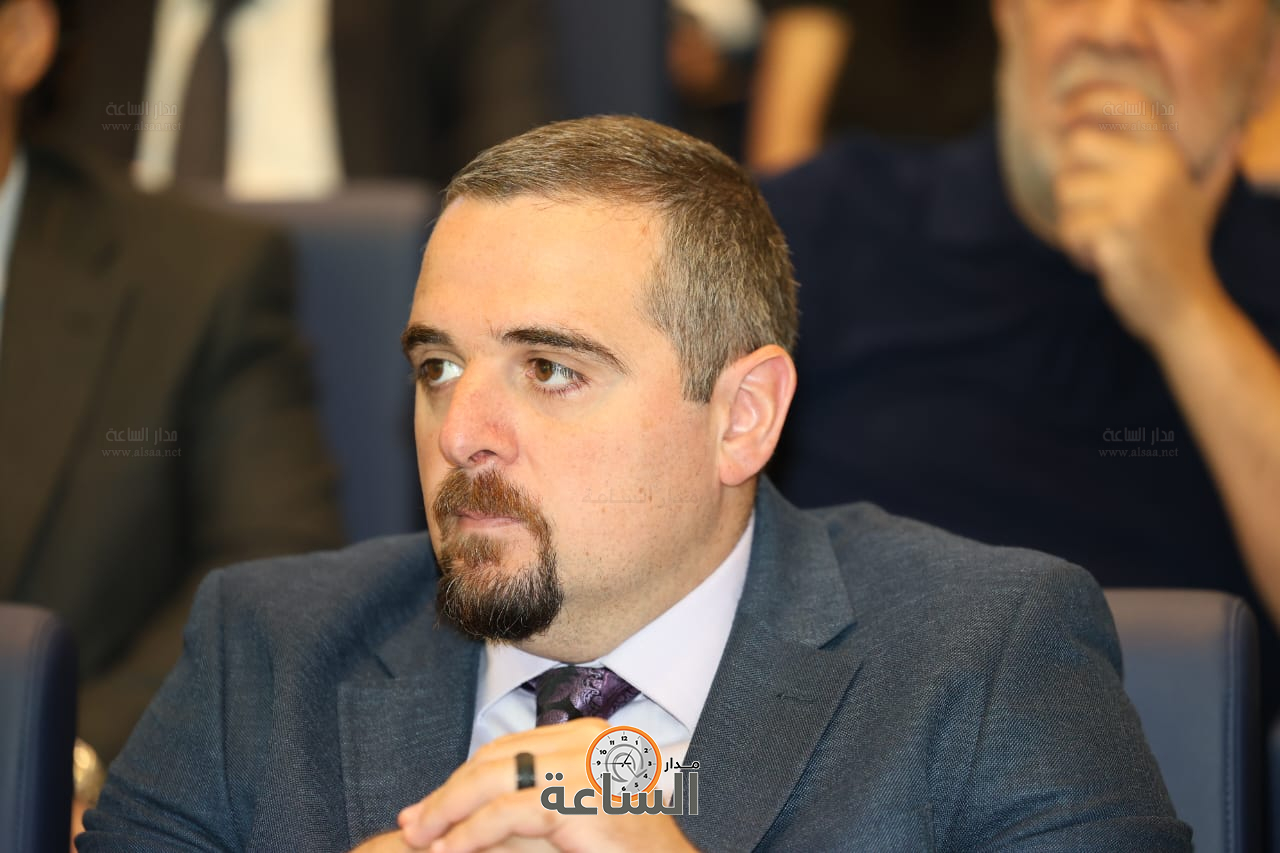 Madar Al-Saa Images 0.09223873889319922