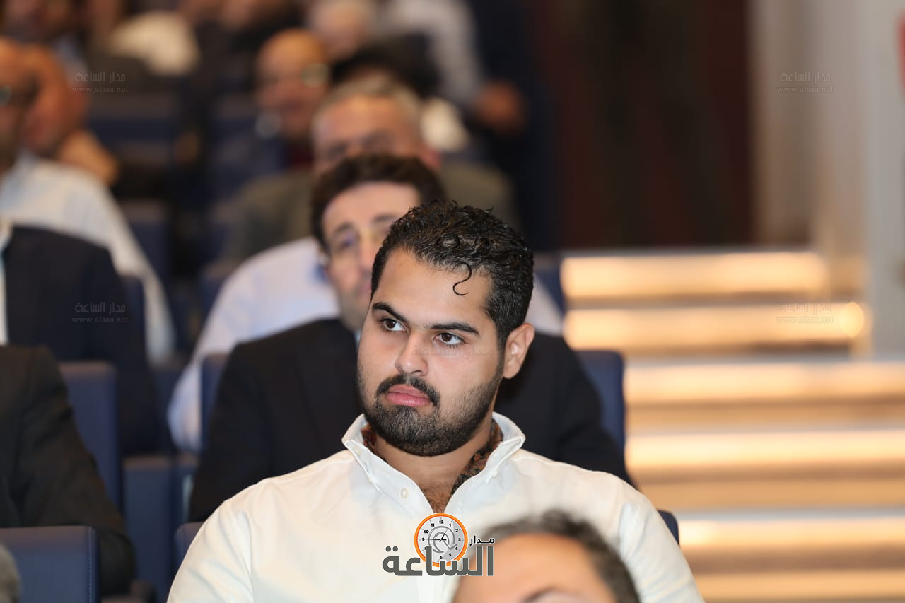 Madar Al-Saa Images 0.43868643562465093