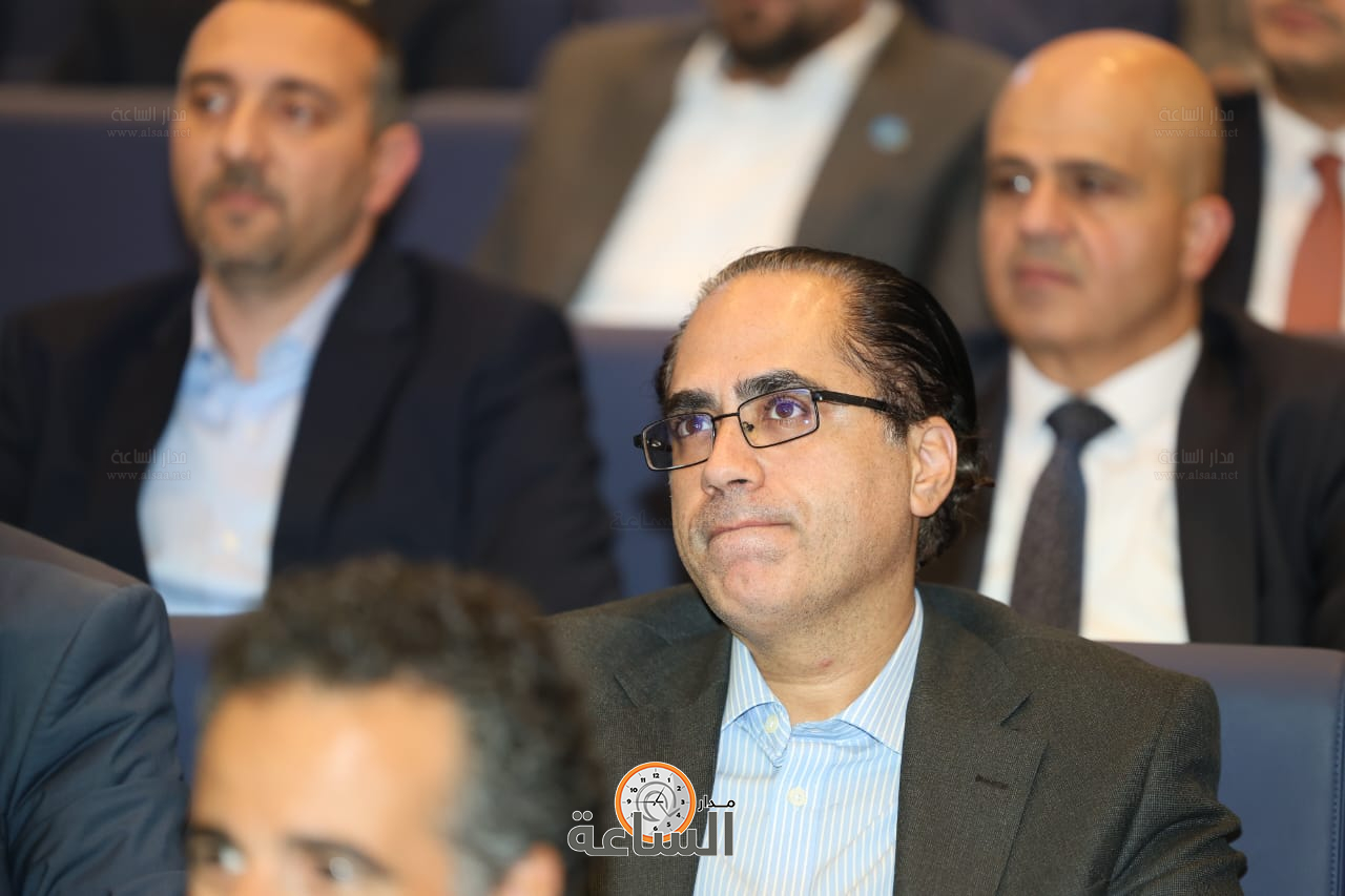 Madar Al-Saa Images 0.8784606001894714