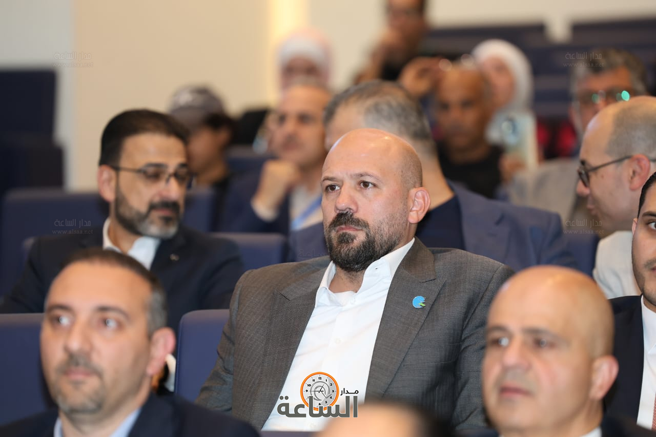 Madar Al-Saa Images 0.07178476390099287