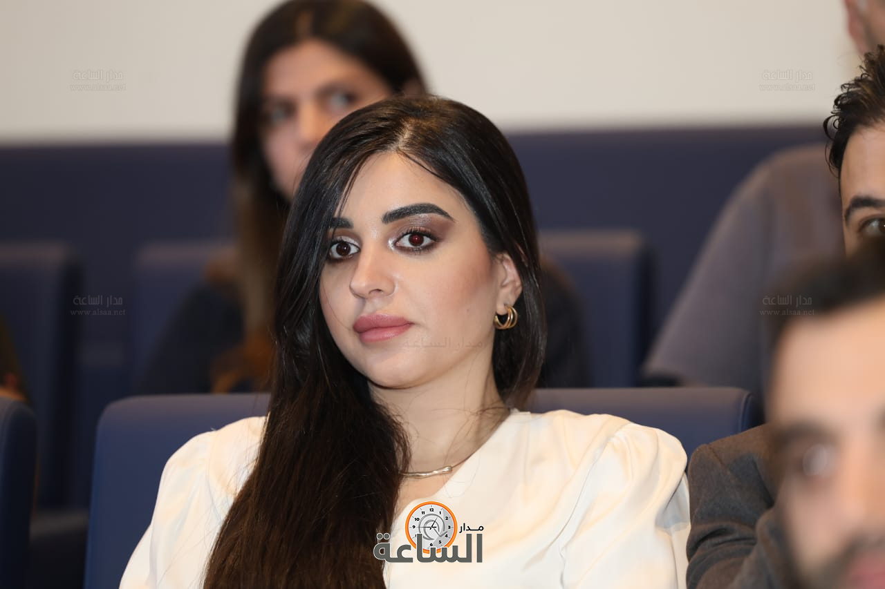 Madar Al-Saa Images 0.14544863361847205