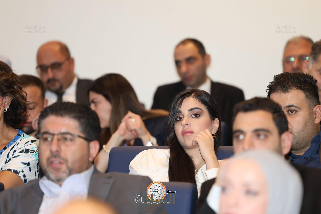 Madar Al-Saa Images 0.05636553300812053