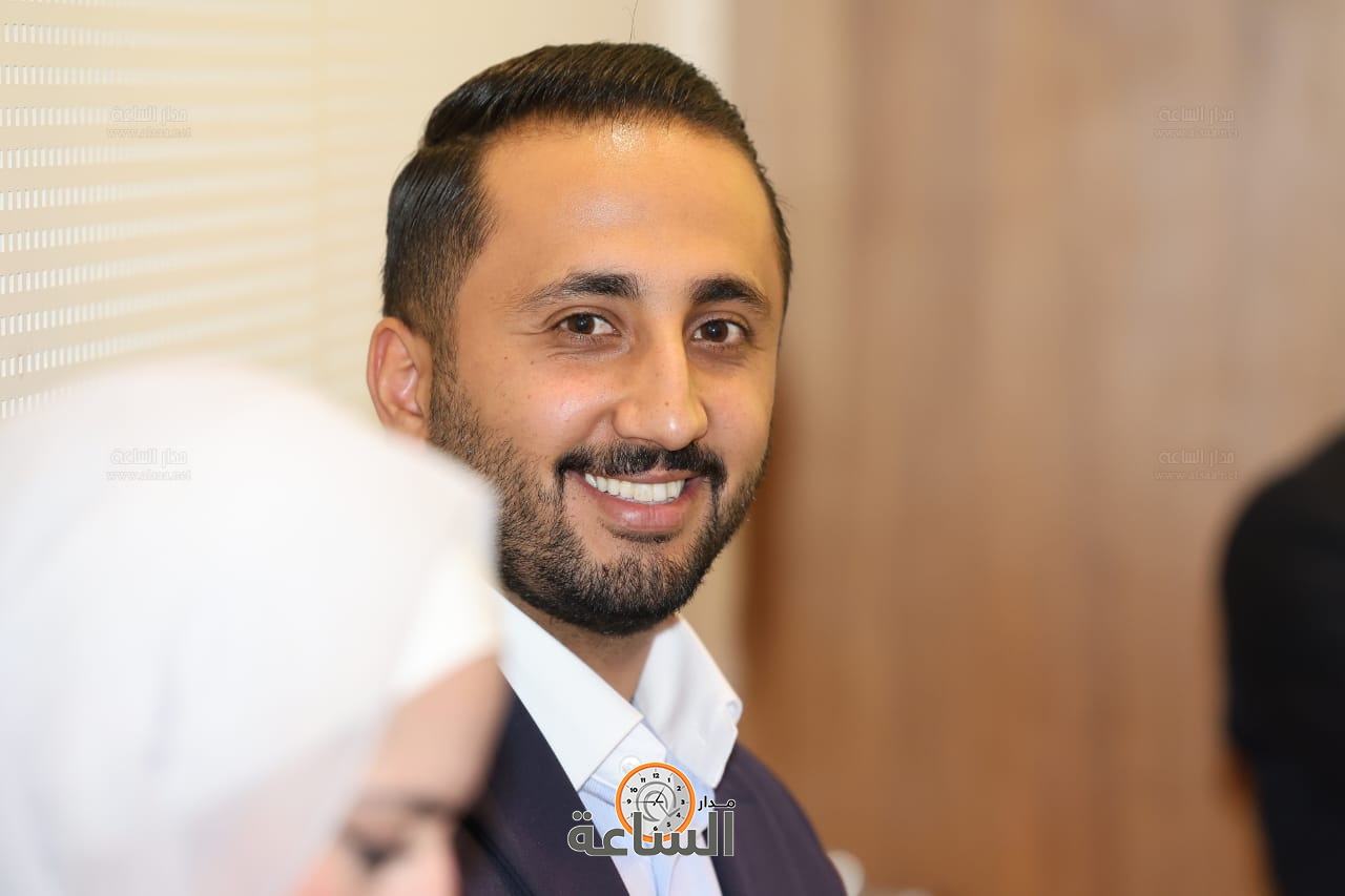 Madar Al-Saa Images 0.488170562251956