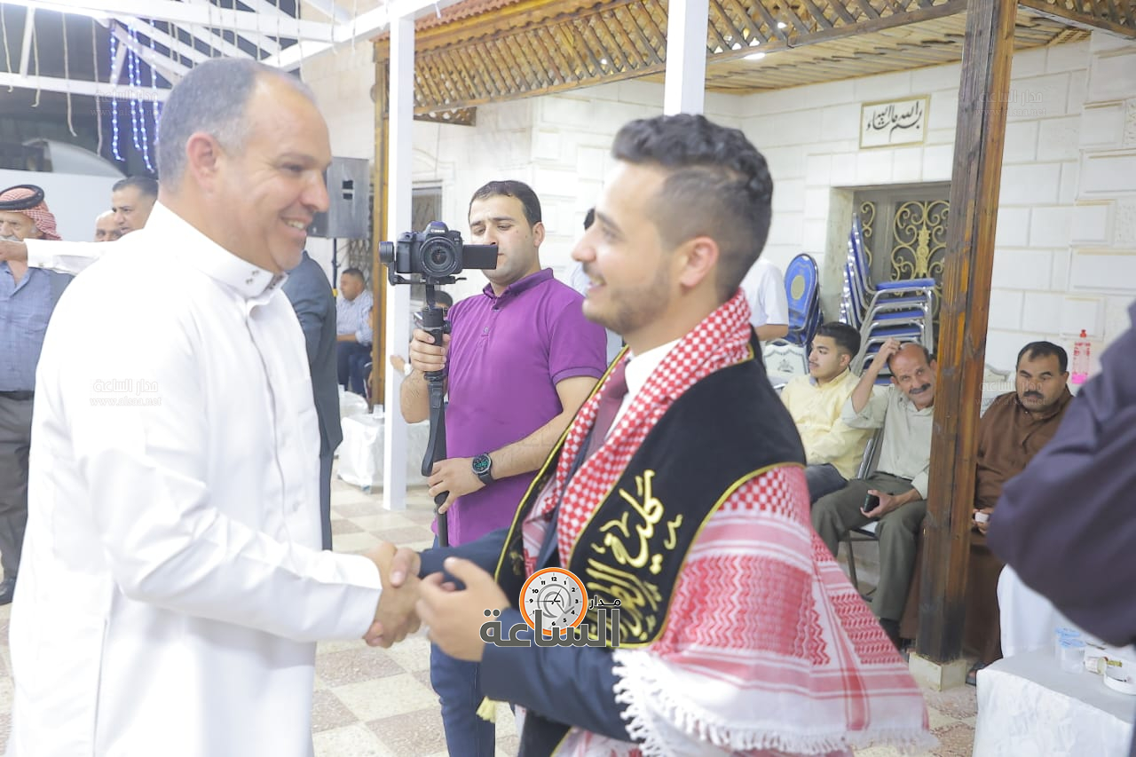 Madar Al-Saa Images 0.7789065684889442